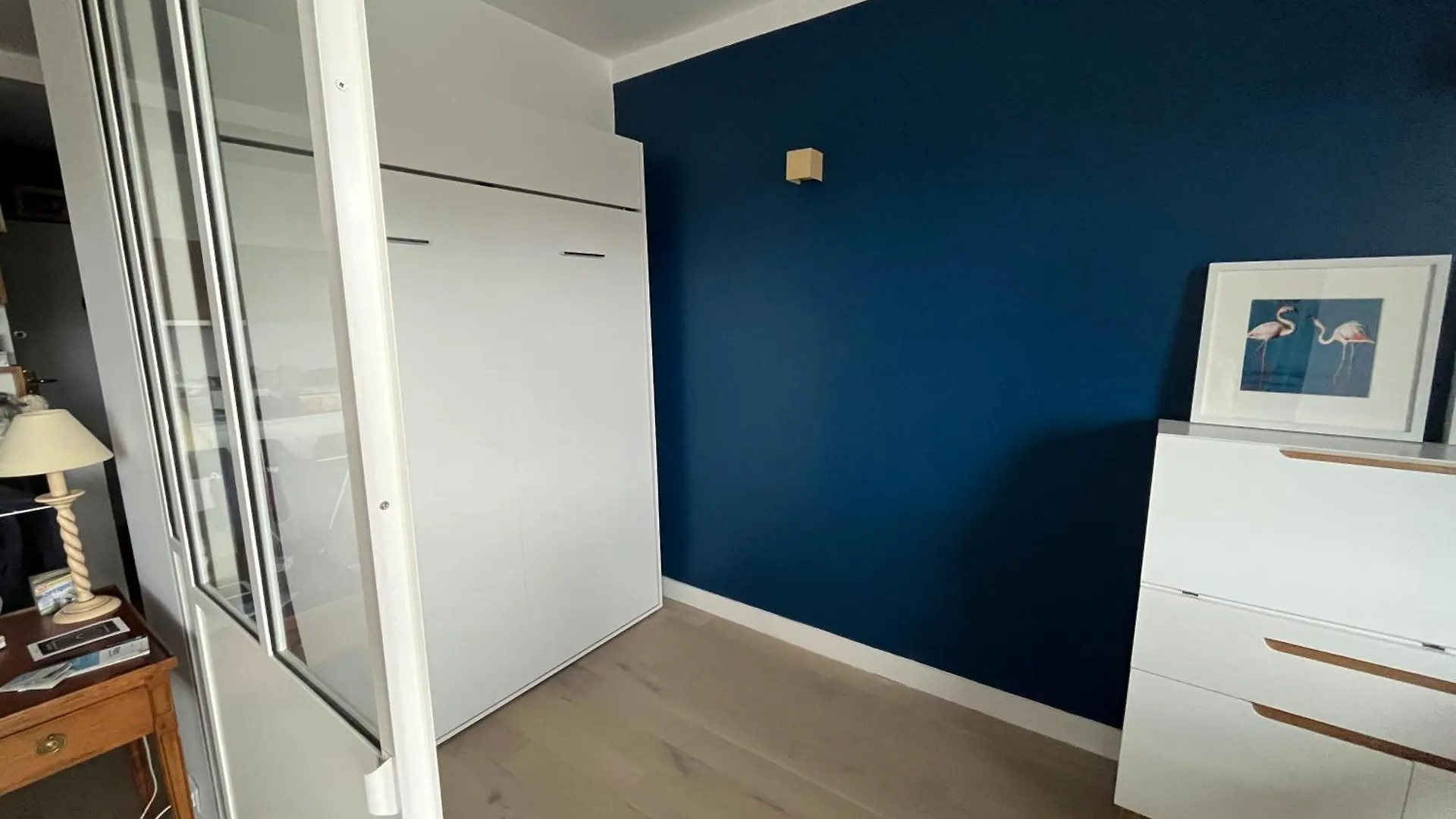 4-Bed Apartment Paris 12