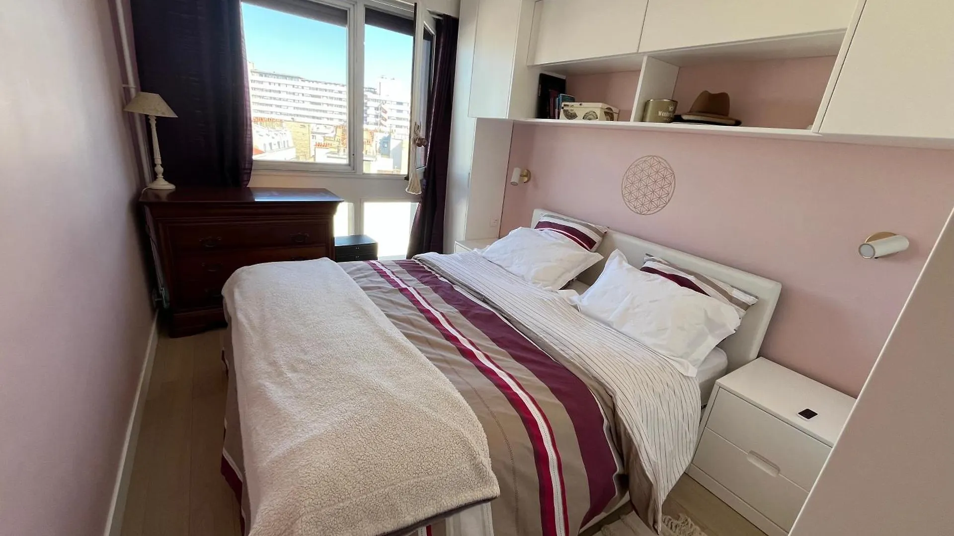 4-Bed Apartment Paris 12